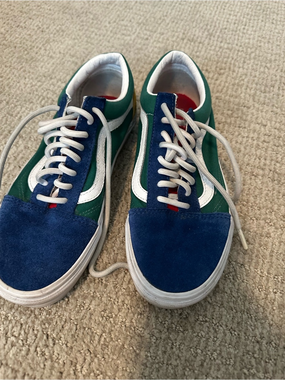 Women’s Green and Blue Low-Top Casual Sneakers